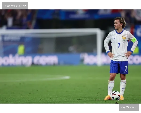 凯拉·沃尔什俱乐部国家队双线丰收 英女足中场迎黄金期